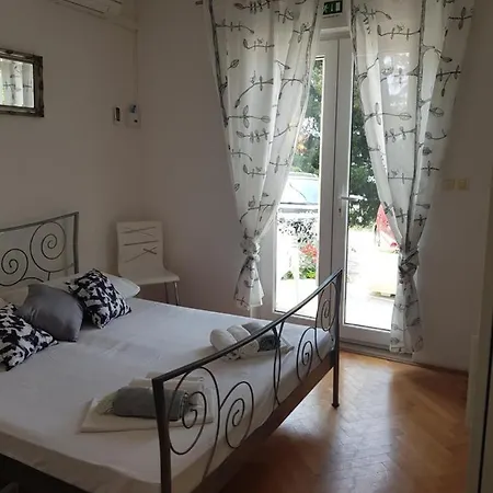 Apartments Joko Omiš Exteriör bild